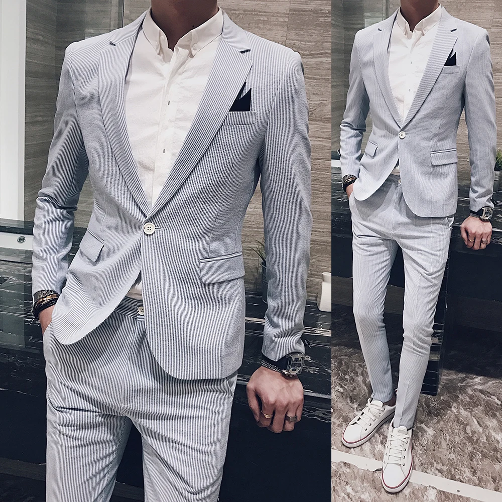 Рисунок 3 - Мужской приталенный костюм на одной пуговице