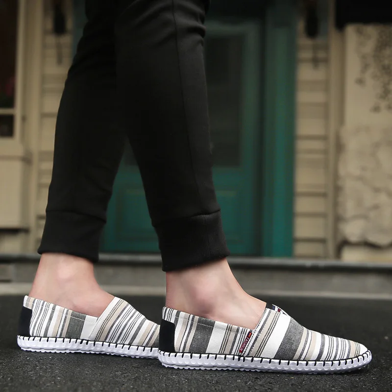 

Free Shipping Men Canvas Shoes Espadrilles Breathable Casual Shoes Men Loafers Comfortable Shoes Chaussures KM598-612 A1