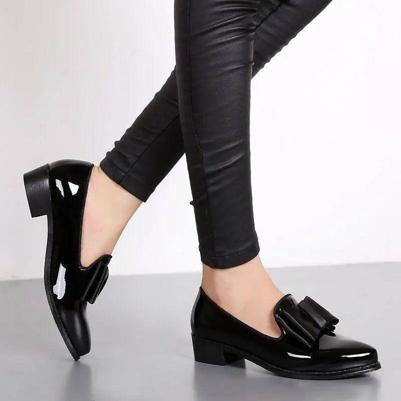 

Fashion Pointed Toe Women Flats Shoes Bow Women Shoes Patent Leather Casual Single Summer Ballerina Women Shallow Mouth Shoes