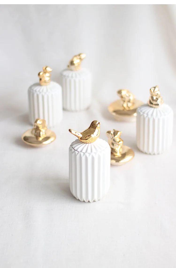 Dustproof With Lid Animal Cotton Swab Ceramic Jar Glass Containers White Desktop Jewelry Storage Tank Home Decoration Storage