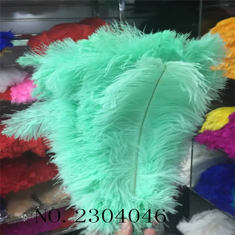 

Wholesale 50pcs 40-45cm (16-18 inches) Natural Ostrich Feather Dyed Green DIY Decorative Feather Accessory