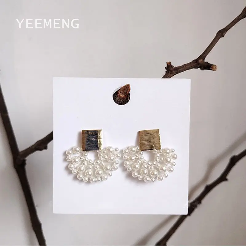 

YEEMENG Cute Romantic Square sheet metal Baroque Multi Small Freshwater Pearls Sector Stud Earring for Women Modern Earrings