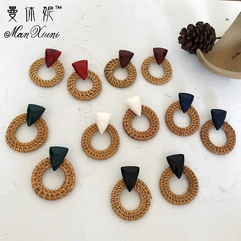 

Manxiuni Rattan Wooden Drop Earrings Vintage Handmade Resin Dangle Earrings Party Statement 2019 Women Jewelry Wholesale