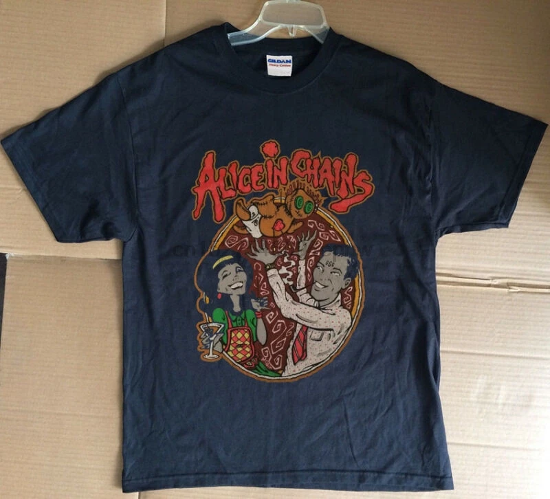 

Rare Vintage 90s Alice In Chains Layne Staley Tour 1996 Reprint T Shirt AIC