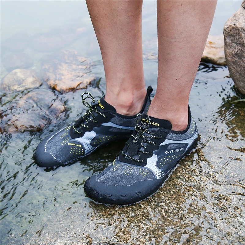 shoes for water and land