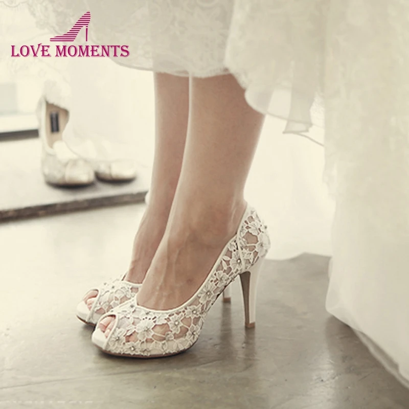 Lucro Radar Tiranía Zapatos de boda con flores ostentosas, zapatos de tacón bonitos e  impresionantes para vestido de novia, Punta abierta, de encaje blanco,  tacones de graduación hechos a mano - AliExpress Calzado