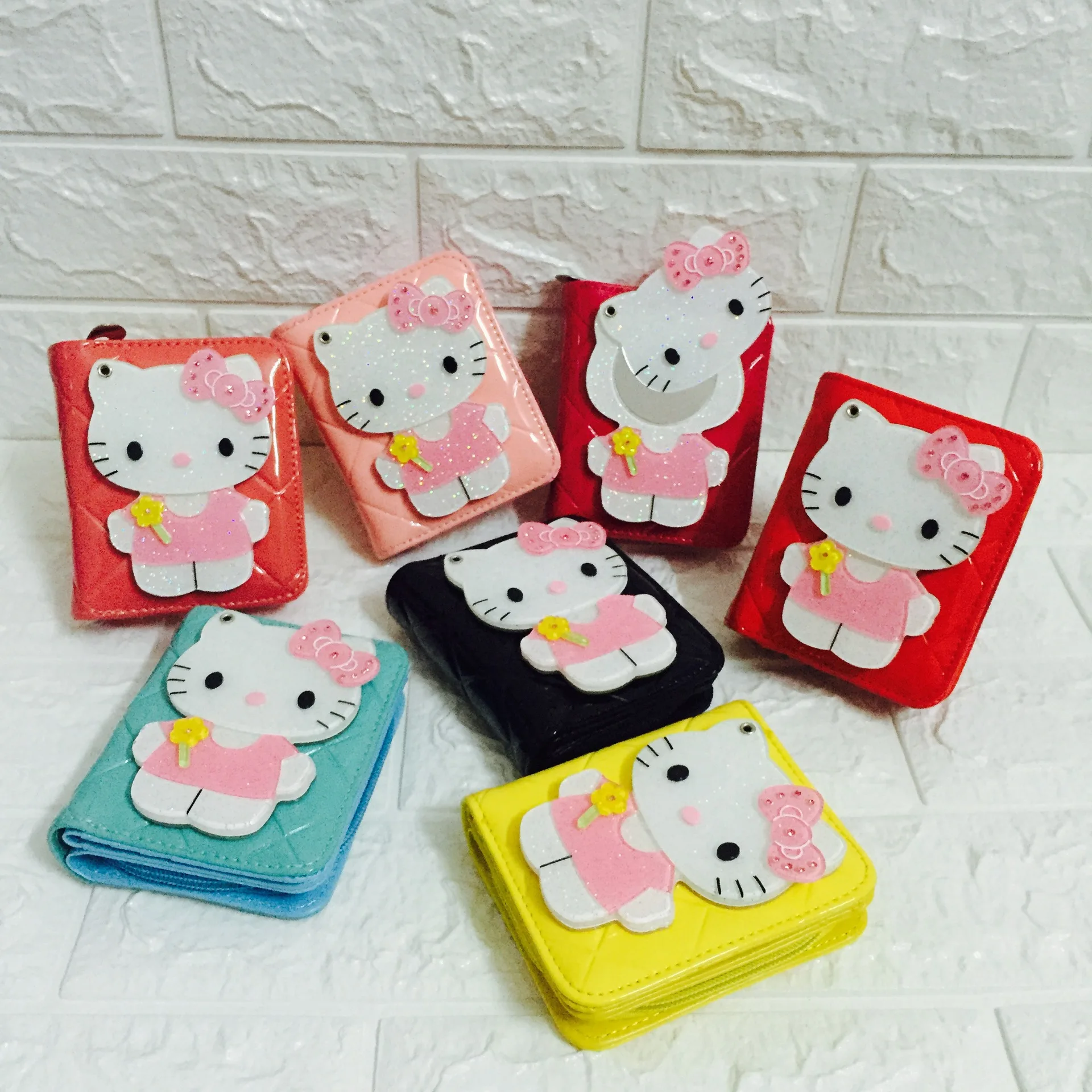 Hello Kitty Short Mini Small Kawaii Female Wallet Cute Anime Ladies Wallet Women Leather Wallets