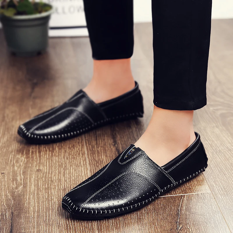 

fashion flat shoes men Casual designed in Paris hand sewing moccasin men Light flat shoes Style Soft Moccasins Men shoes j3