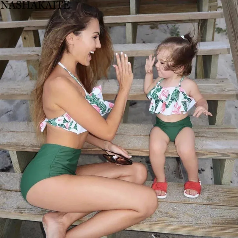 

NASHAKAITE Swimsuit Mom and Daughter Summer Ruffled Leaf Print Bikini Set Family Matching Swimwear Family Look mae e filha