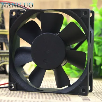 

AD0824UX-A71GL DC 24V 0.26A 80x80x25mm Server Square fan