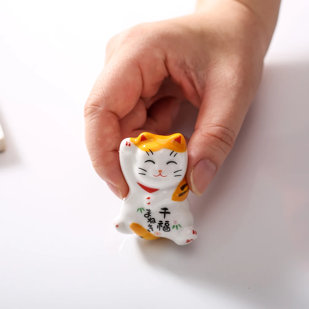 - Maneki Neko World