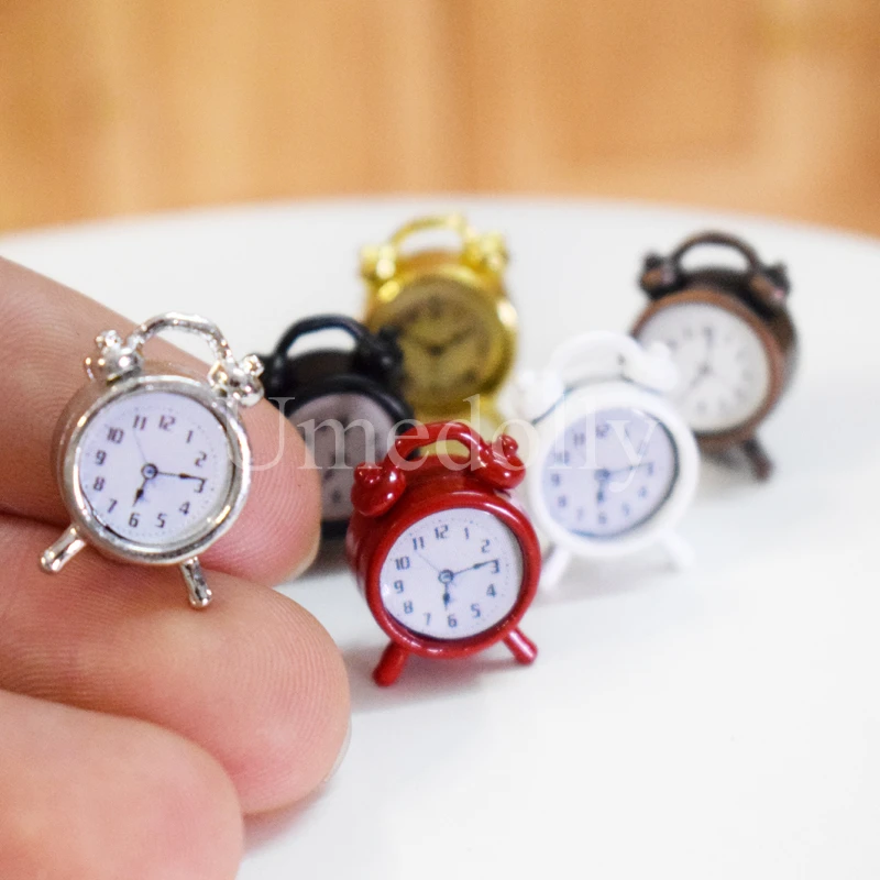 

1PCS Dollhouse Miniature Mini Alarm Clock for Blyth, Licca, Pullip, Holala, Barbies Doll Furniture Decoration Accessories Toy