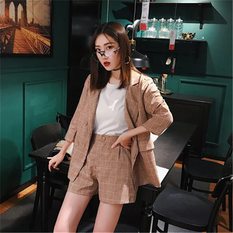 Hzirip Women Autumn Office Suit Sets Vintage Plaid Suit Short Pants Blazer Double Breasted Jacket&Trouser Work Lady 2 Pieces set Hzirip Women Autumn Office Suit Sets Vintage Plaid Suit Short Pants Blazer Double Breasted Jacket&Trouser Work Lady 2 Pieces set