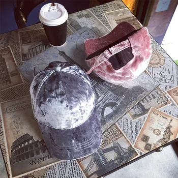 

10pcs/lot 0179-pei3641 winter autumn velvet solid leisure cap men women baseball hat wholesale