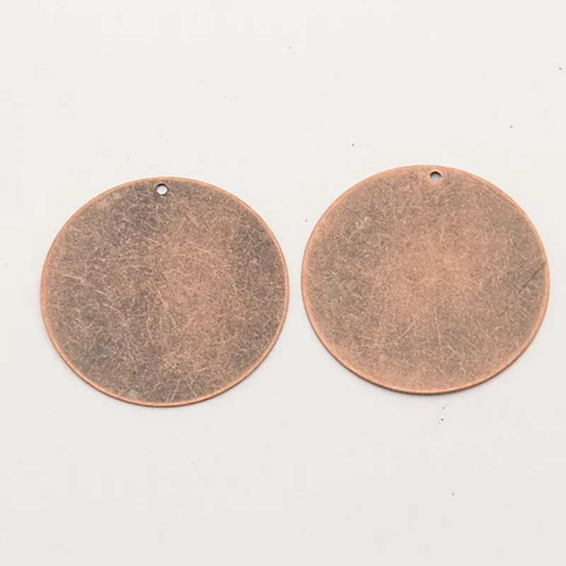 

200pcs Red Copper Metal Tags Flat Round Brass Blank Stamping Tag Pendants for Necklace Jewelry DIY Making, 34x0.3mm, Hole: 1mm