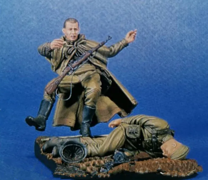 1/35 модельная фигурка из смолы набор нераскрашенные/950(2 фигурки с основанием) |