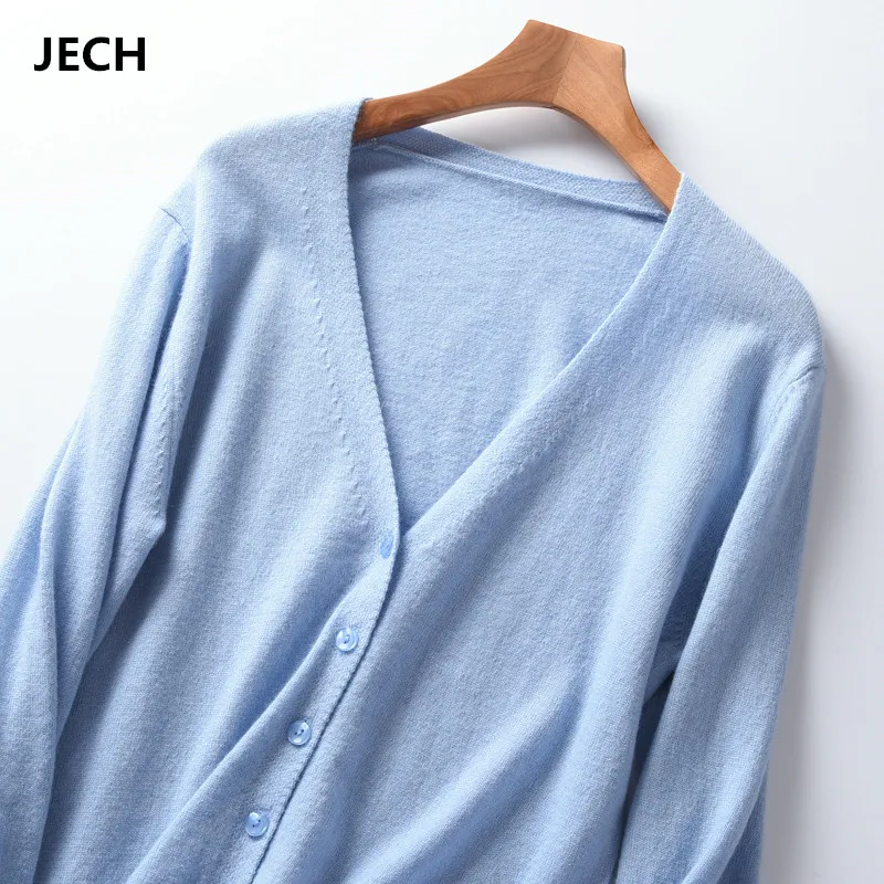 

JECH 17 Solid Color Women Knitted Cardigans Coat Autumn Winter 2018 Casual V-Neck Long Sleeve Knitted Sweaters Coats Plus Size