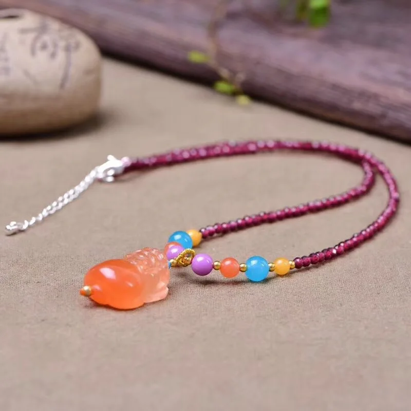 

Wholesale Natural Garnet Stone Necklace Red Rabbit Hair Crystal Pixiu Pendant Lucky Fashion Clavicle chain Necklace Jewelry