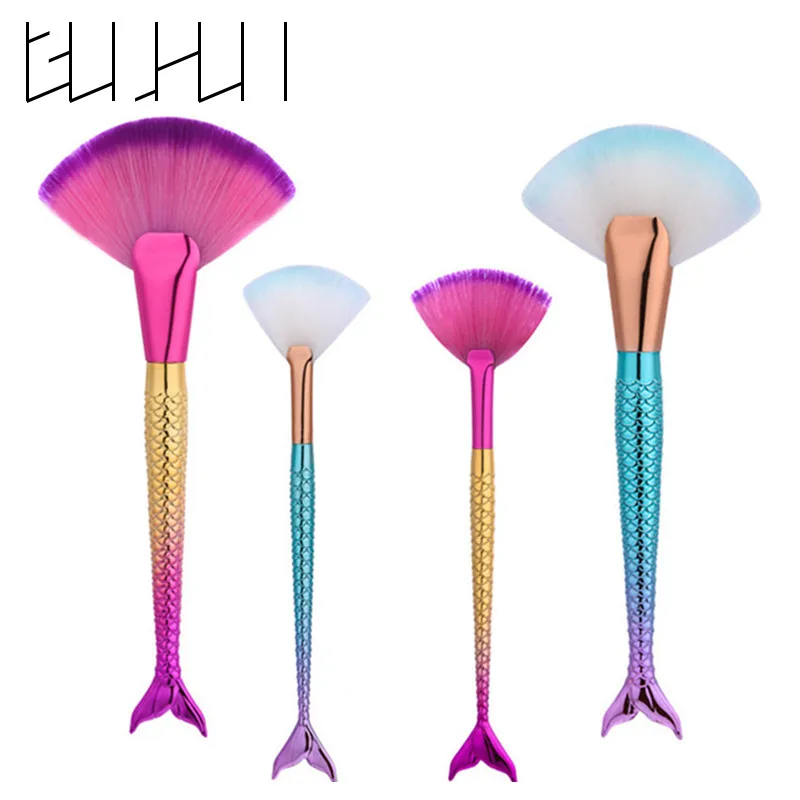 

1Pcs Fish Tail Large Fan Brush Cleaner Beauty Mermaid Makeup Brushes Cosmetics Face Rainbow Amazing Hair Make Up Brush Cute