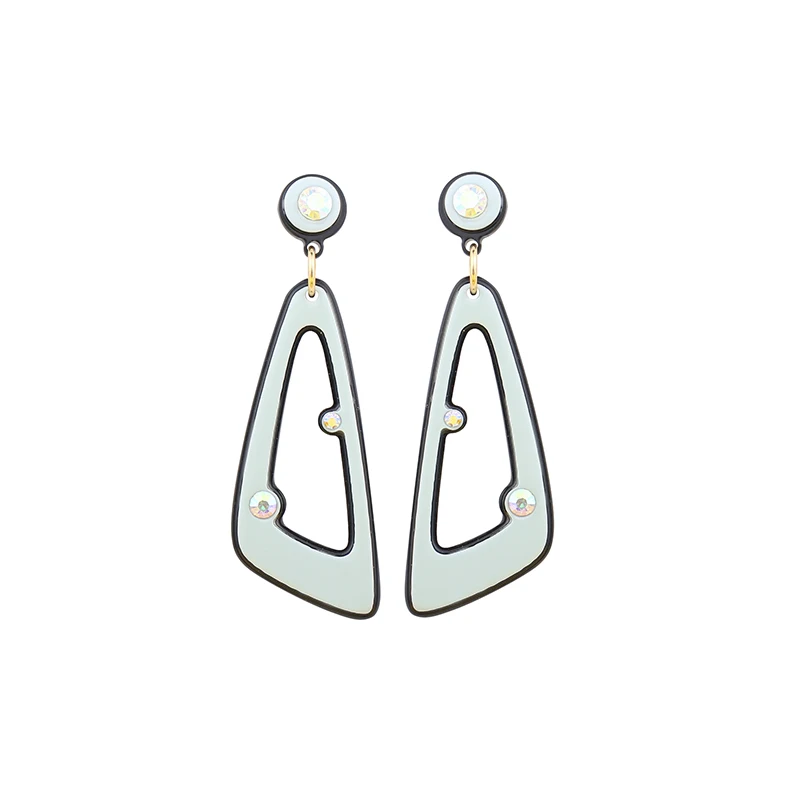 

2018 New Arrival Fashion Temperament Acetate Triangle Shape Drop Earrings Crystal Delicate Dangle Earrings Women Jewelry Gift