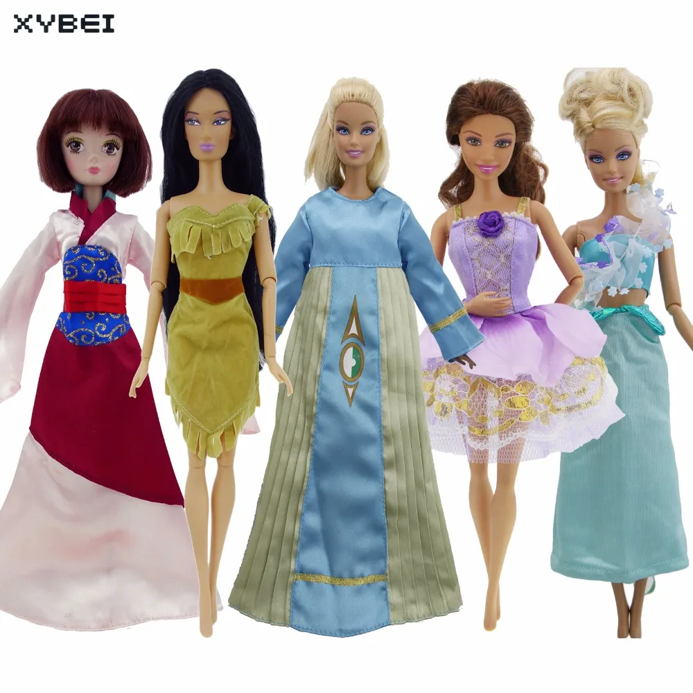 dolly dress a lot