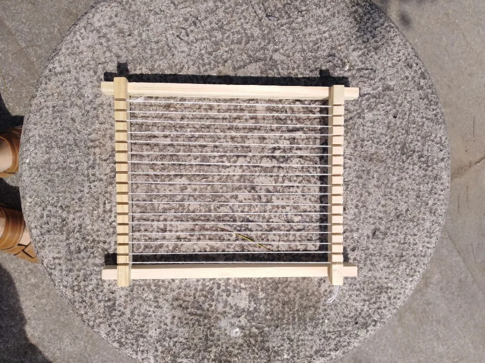

Mini Loom Handmade technology small production DIY primary and secondary children invention weaving Science experiment wholesale