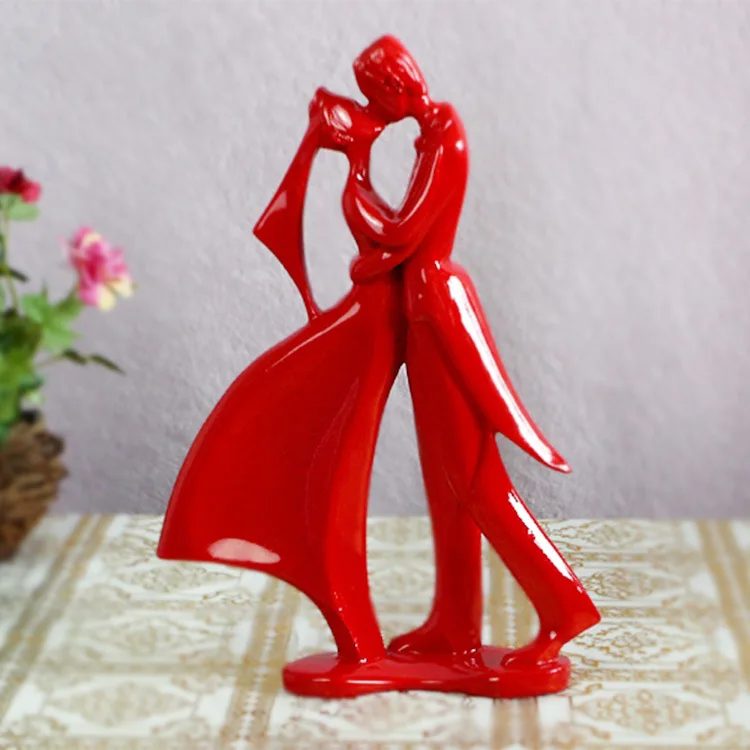 

Free Shipping Love Figure Home Decoration Wedding Gifts Resign Art Red