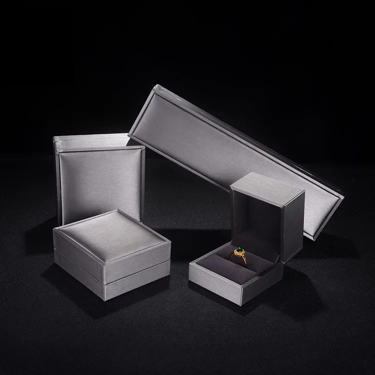 Высокое качество, Серебряно-серая кожаная коробка для колец для ювелирных изделий, серьги, ювелирные браслеты и кулоны, набор коробок, посылка, дисплей, свадьба
