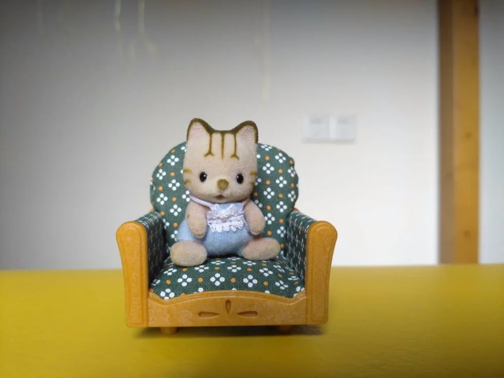 

Sylvanian Family mini Single sofa mini size furniture mini figure pretend toy children gift