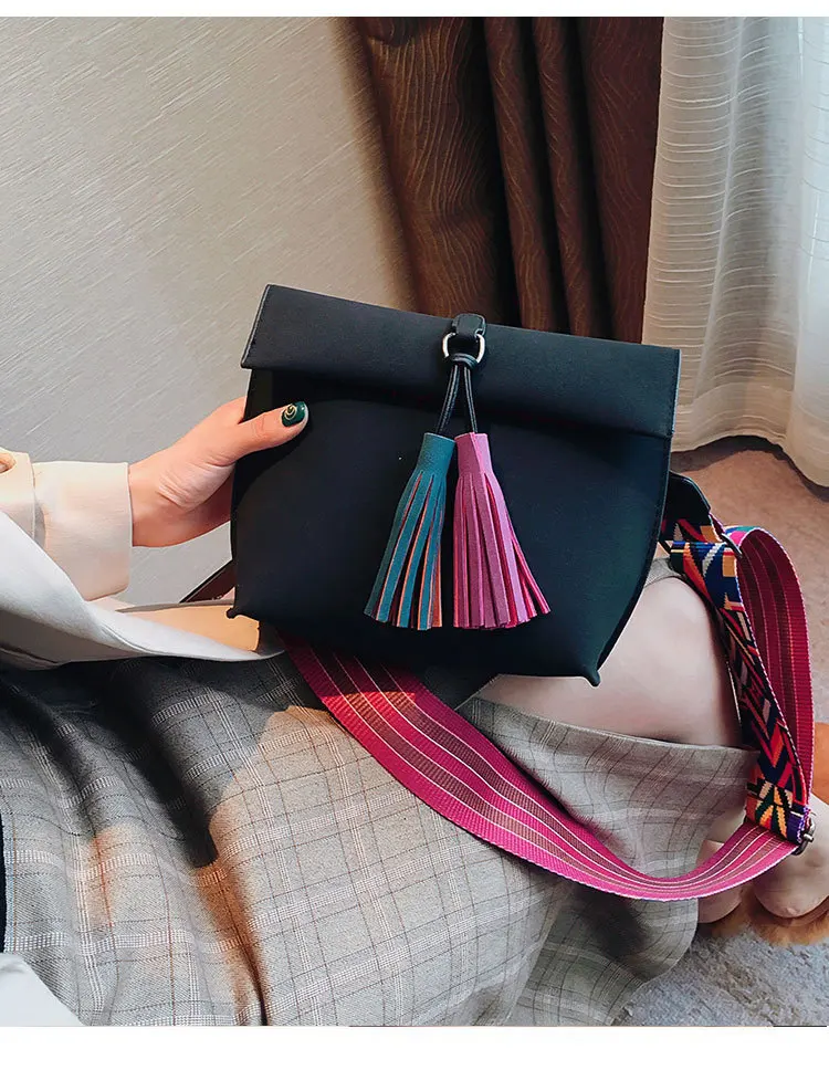 5004837740_2051307013