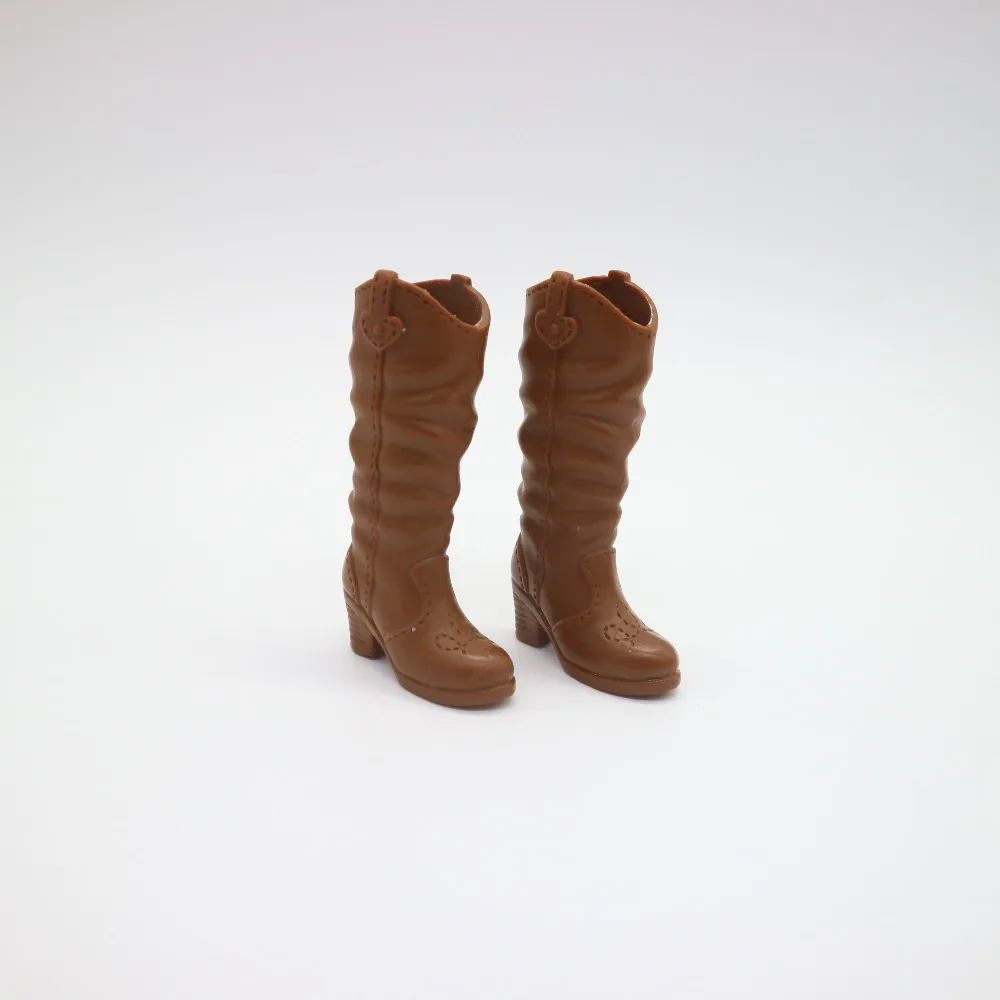 

Blyth doll shoes Boots brown