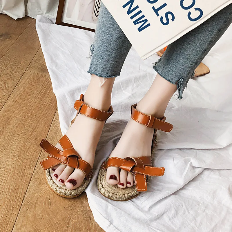 

2019 summer new style simple and simple solid color sandals women comfortable wild bow tie casual sandals