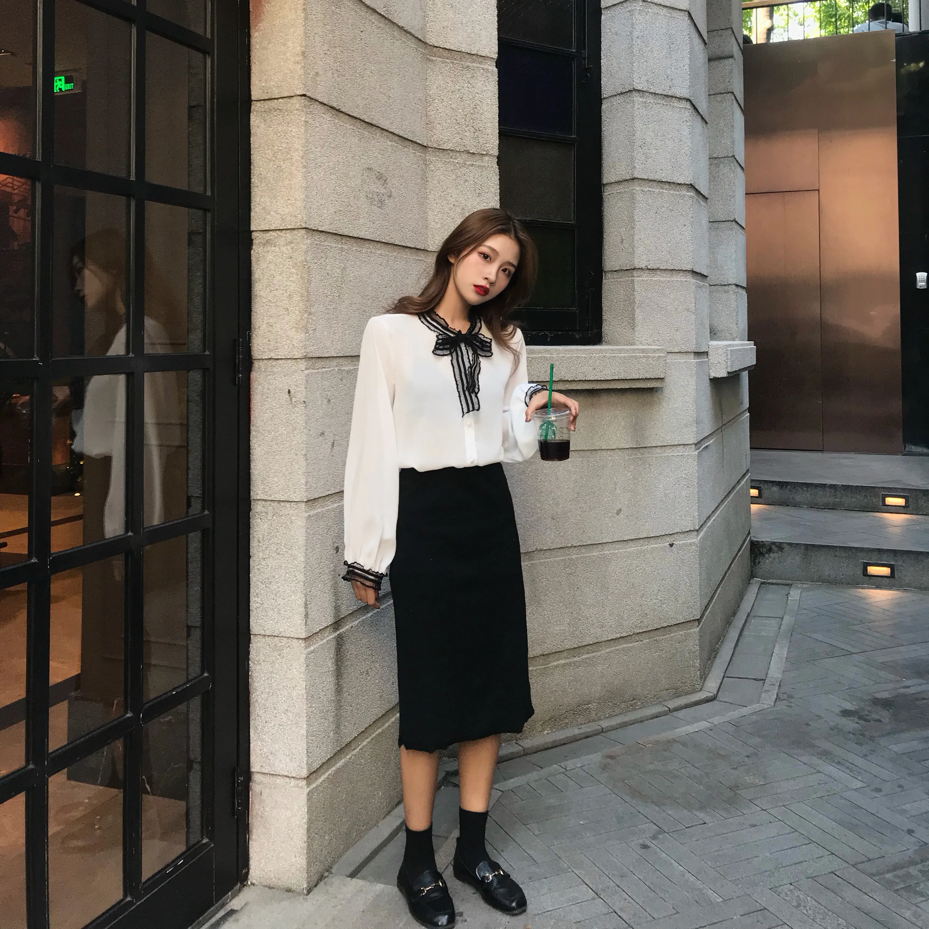 Chiffon para Mulheres Camisas Femininas Primavera Moda Arco Longo Lanterna Manga Elegante Confortável Feminino Lazer Único Breasted Doce Chique 7 manga chiffon das mulheres elegante confortável feminino