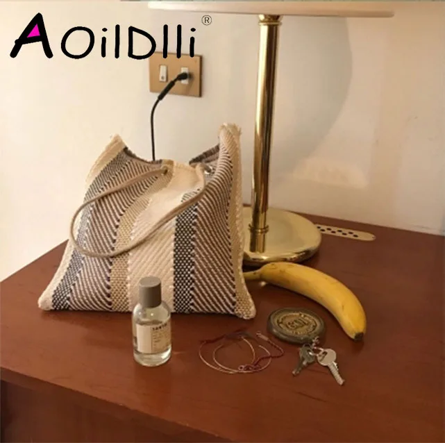 

2018 women Korea Specials fashionable woven canvas bag Simple woven ethnic wind tote bag