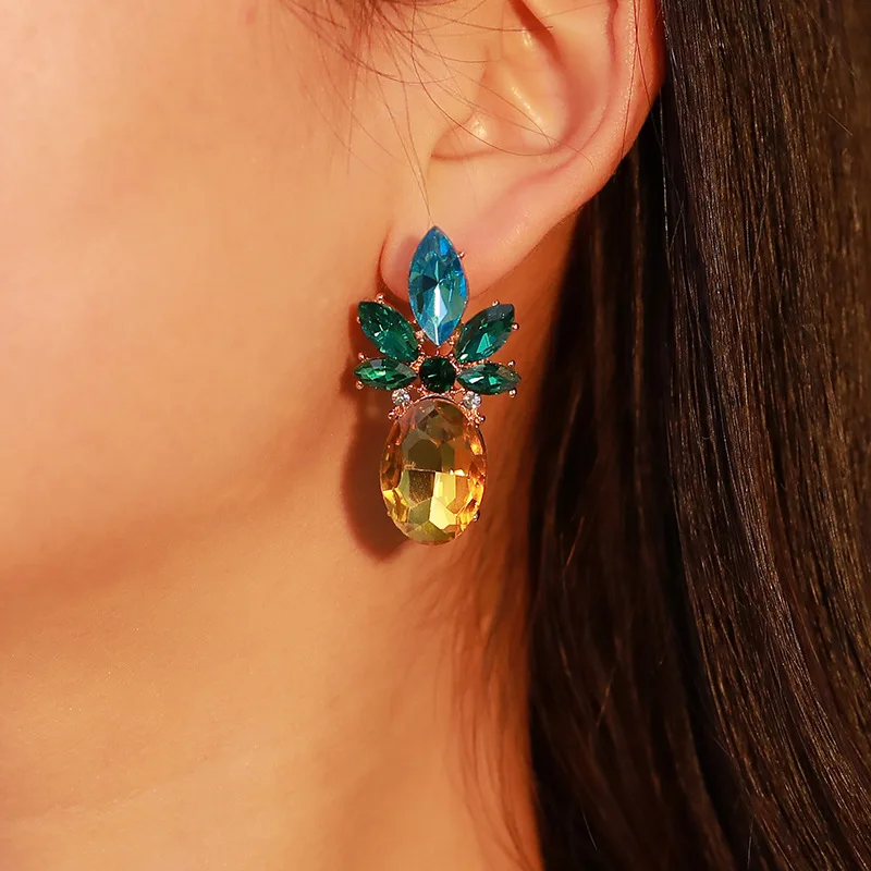 

Creative Trend Cross-border Jewelry Europe and The US Big-name Rhinestone Crystal Pineapple Earrings Personality Fruit Earrings