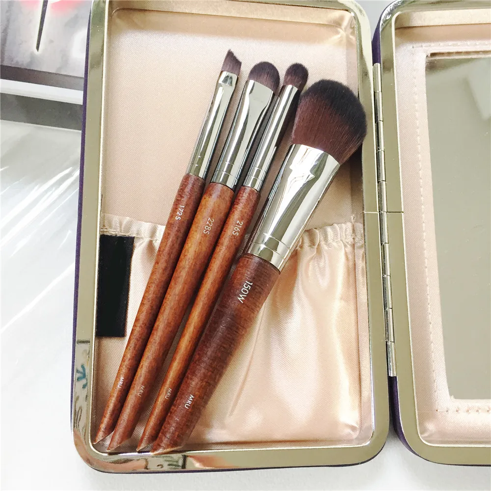 Makeup Forever Travel Brush Set _ 4