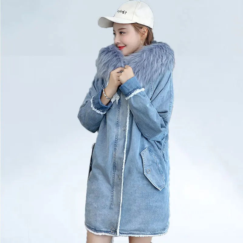 

Plus size Parka Women Denim Coat Winter Jacket Thick Warm Cotton Jacket Loose Long Hooded Fur Collar Jeans Jacket Coat Female