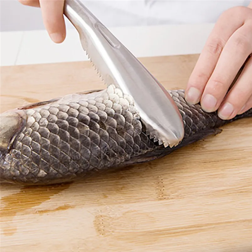 

Stainless Steel Fish Scale Cleaner Scaler Remover with sharp blades professional tool for home Kitchen Tool Cleaning Fish L25