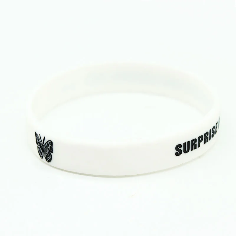 ISINYEE Мода Сюрприз происходит вокруг вас силиконовый браслет для женщин Спорт обёрточная бумага бабочка резиновые браслеты вдохновляющие ювелирные изделия - Окраска металла: White