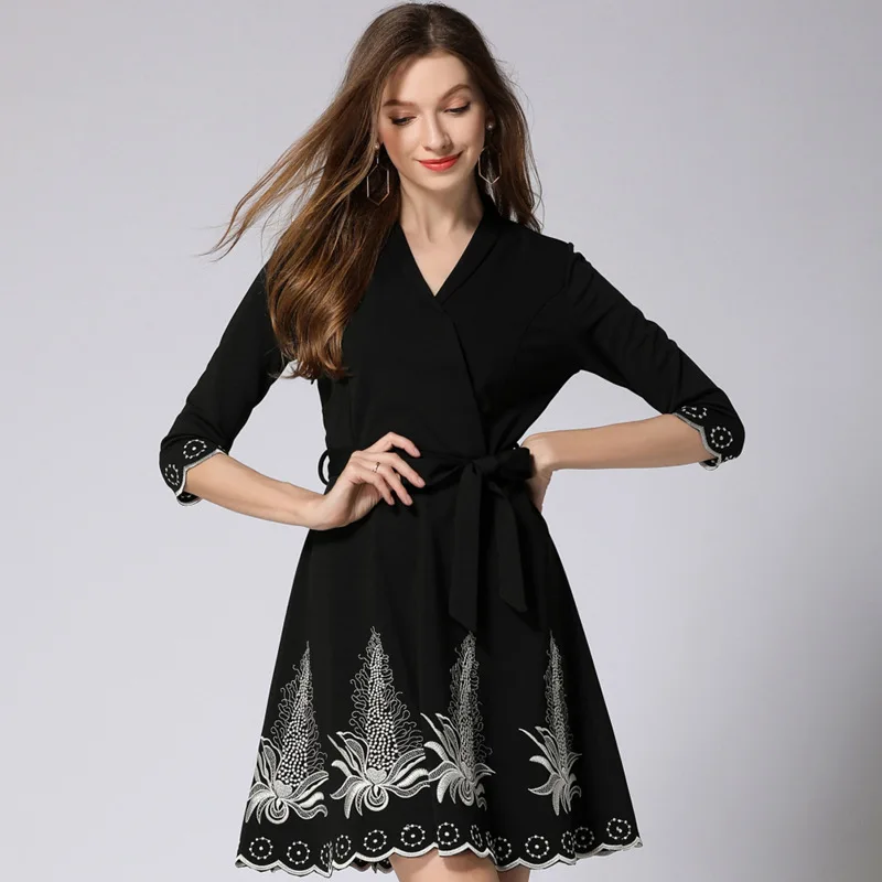

Black Floral Embroidery V Neck Tunic Bow Mini Dress Elegant Sexy Sweet Office Party Fashion Dress 2019 Spring 1/2 Sleeve Clothes