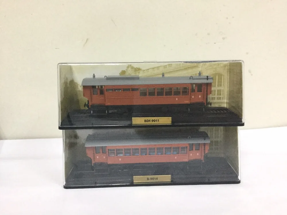 

ATLAS TRAIN MODEL 2PCS 1/87 L'AUTOMOTRICE DE LA BANLIEUE OUEST BDF-9011 & B-9014