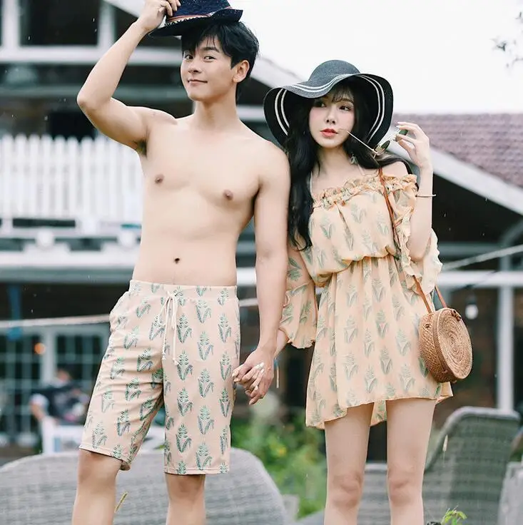 

2019 new couples Swimwear women halter Push Up bikini 3 piece swimsuit chiffion cover up men's beach shorts lover's Bathing Suit