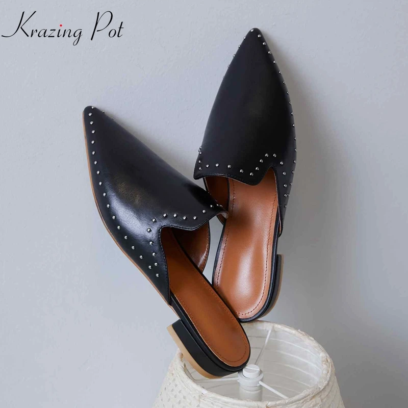 

Krazing pot 2019 genuine leather thick low heels shallow slip on metal rivets elegant wedding mules pointed toe women pumps L07