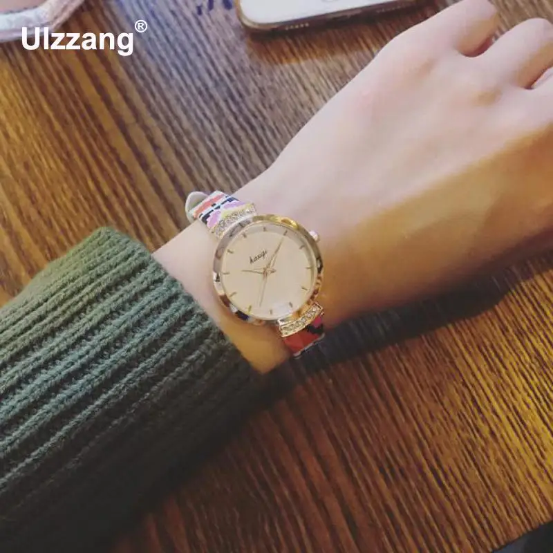 

Small Dial Crystal Stripes Women Fashion Watches 2018 Top Luxury PU Leather Ladies Girl Casual Quartz Wristwatches Clock