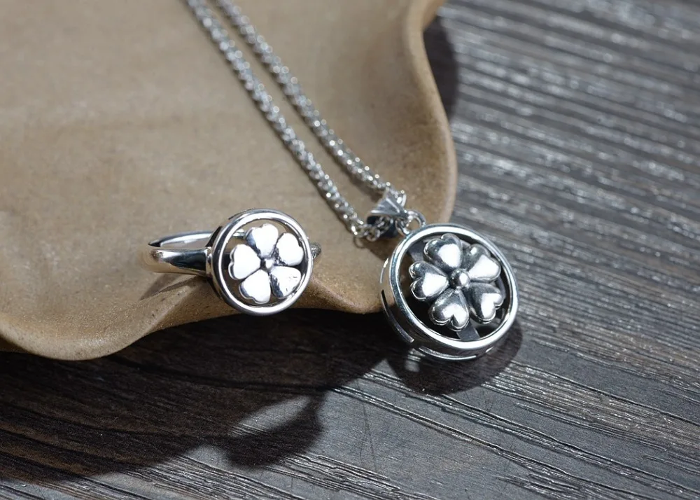 silver-necklace005e