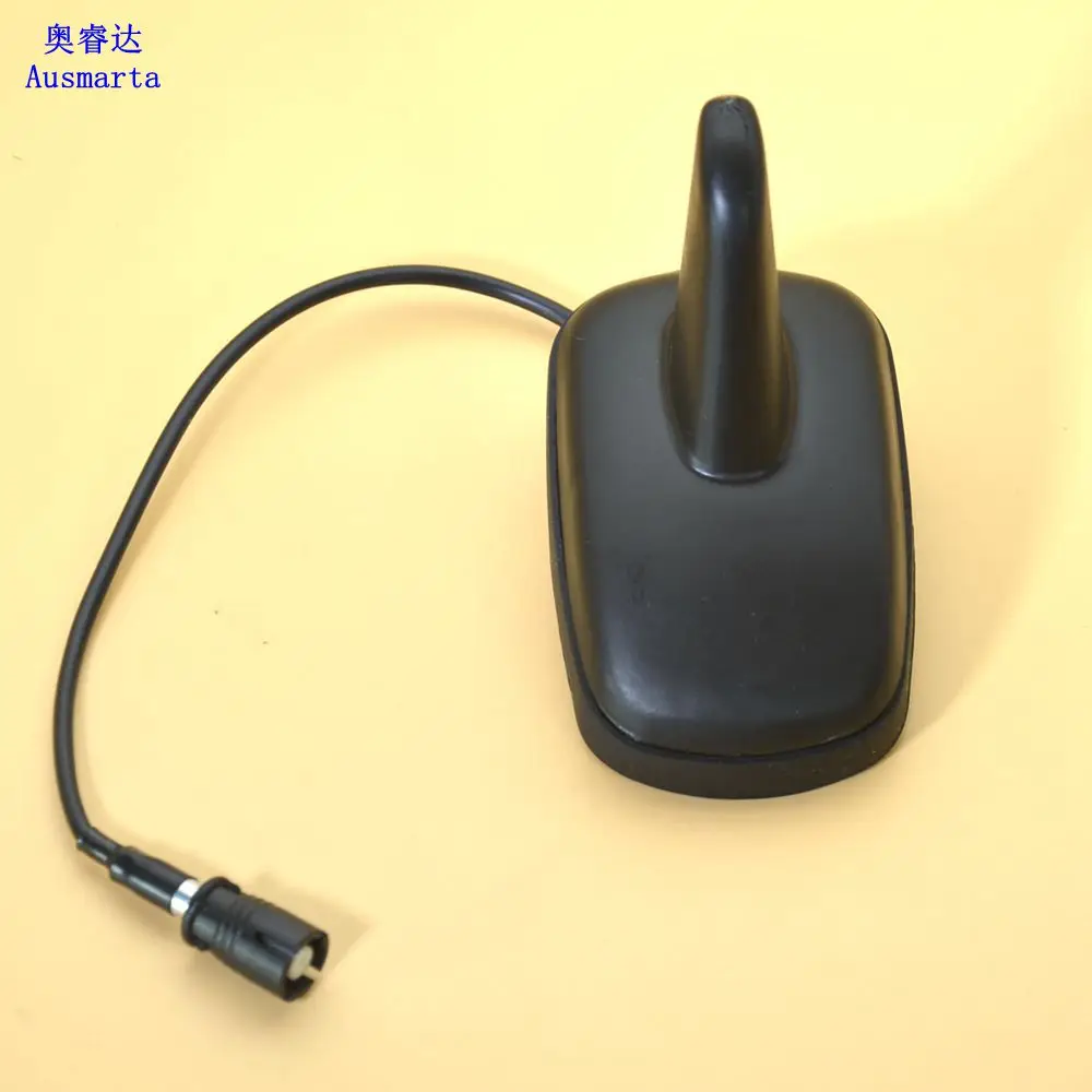 

1 Pcs Automotive antenna pedestal & screw for Jetta Passat Bora Golf Polo MK4 B5 1998-2013 3BD035507 3BD 035 507