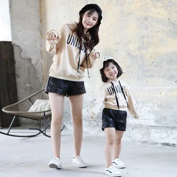 

Spring Autumn Mommy And Me Clothes Mother & Kids Casual Hooded Sweatshirt Mother Son Hoodies Letter Print Family Matching Outfit
