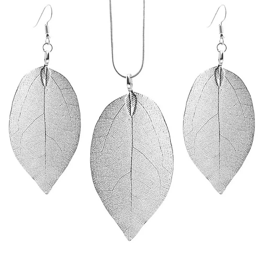 

Leaves Jewelry Set Women Long Pendant Chain Earring Bohemian Style Leaf Necklace Hook Earrings Lady Jewelry Set For Women