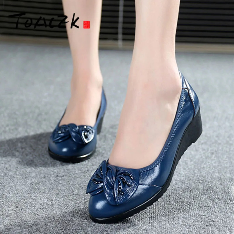 

Spring and autumn single shoes wedge with leather soft bottom female comfortable middle with shallow mouth four season size35-42