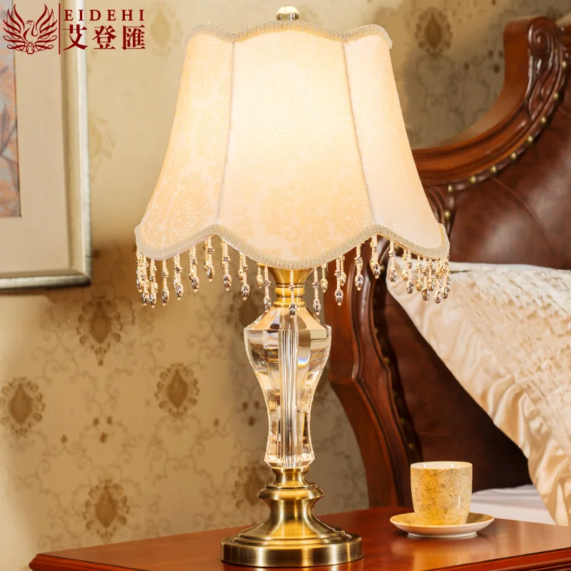 الراقية الأوروبية الفاخرة k9 كريستال نسيج مع الشرابة e27 dimmerable مصباح طاولة ل غرفة نوم الزفاف ديكو 1109